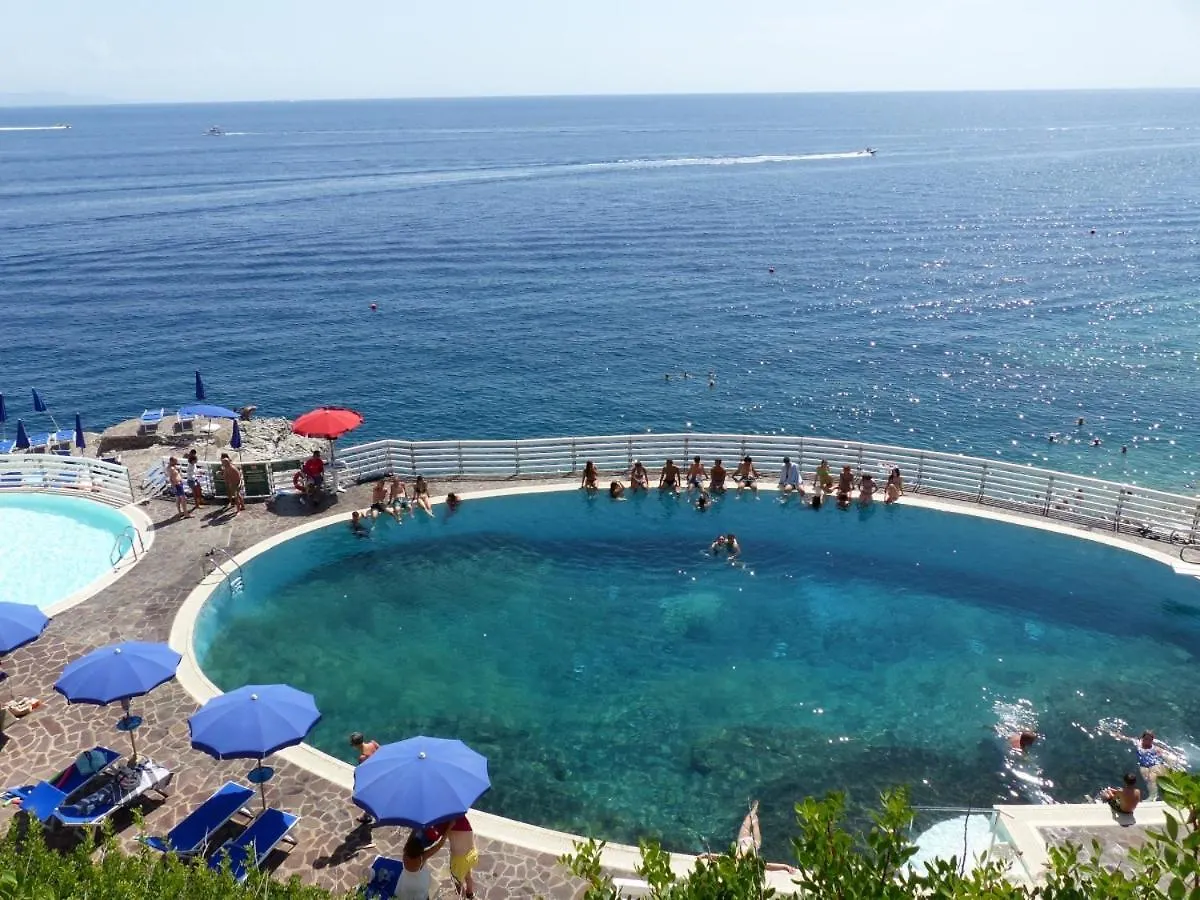 Apartmán Quadrilocale Capo D'Arco - Goelba